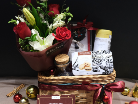 Festive Rattan Christmas Hamper Sale