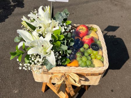 White Lily Rattan Fruit Box Supply