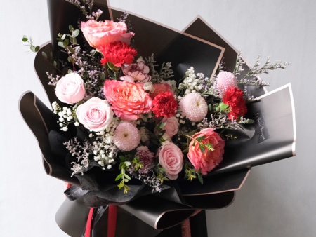 Elegant Free Spirit Rose Bouquet Online Sale