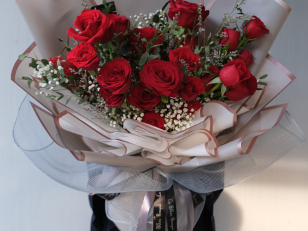 Sexy Red Rose Bouquet Fashion