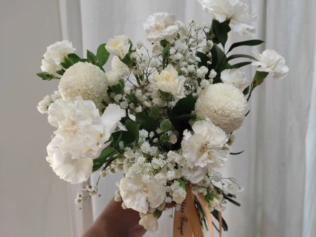 Petite White Prewed Bouquet Cheap