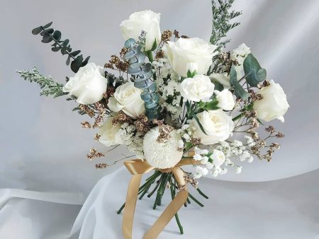 White Theme Prewed Bouquet Cheap