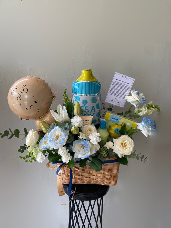 Baby Boy Newborn Gift Hamper with Loluna Bath Set Supply