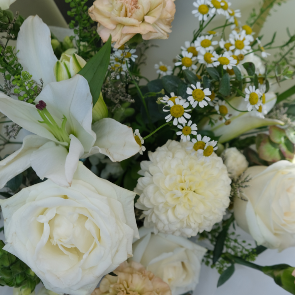 Garden White Yellow Bouquet on Sale