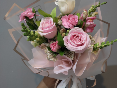 Sweet Rose Snapdragon Smallie Bouquet For Discount