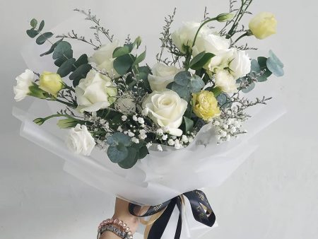 Garden White Lisianthus Bouquet Online